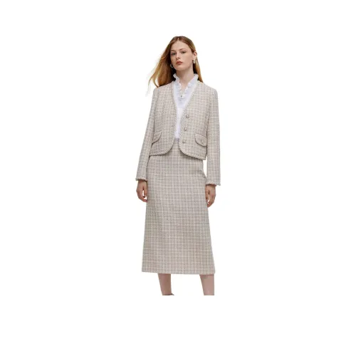 GOELIA Комплект с юбкой Женские Абрикос