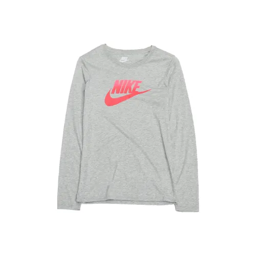 Nike Dri Fit Спортивный Лайфстайл Коллекция Стандартная Футболка Женская Серого цвета