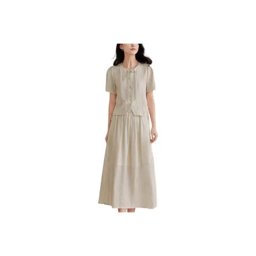 Inman Женские Комплекты с юбкой