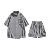 Дымчато-серый