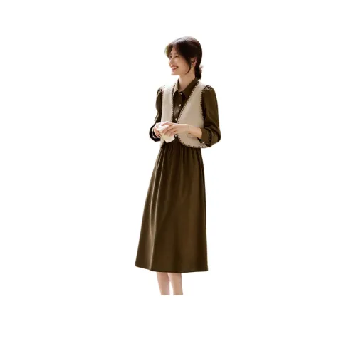 XWI Комплект с юбкой Женские Хаки и Бежевый