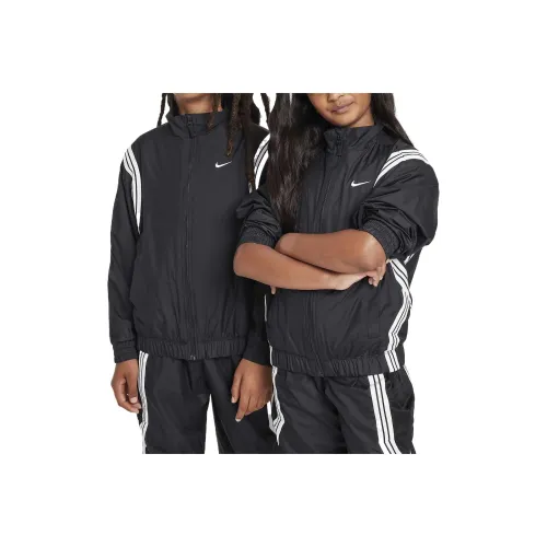 Nike Куртки и Пальто FW AW24 Черный