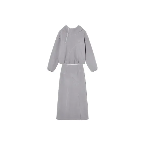 EPTISON WOMAN Комплект с юбкой для женщин