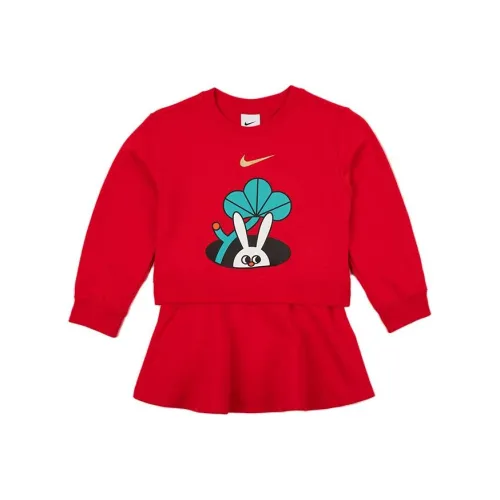 NIKE Red Kids Платья