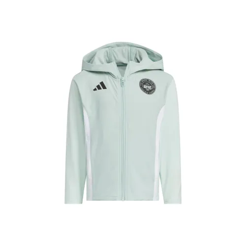 Adidas Куртки и пальто с капюшоном светло-зеленый для детей 3-7 лет