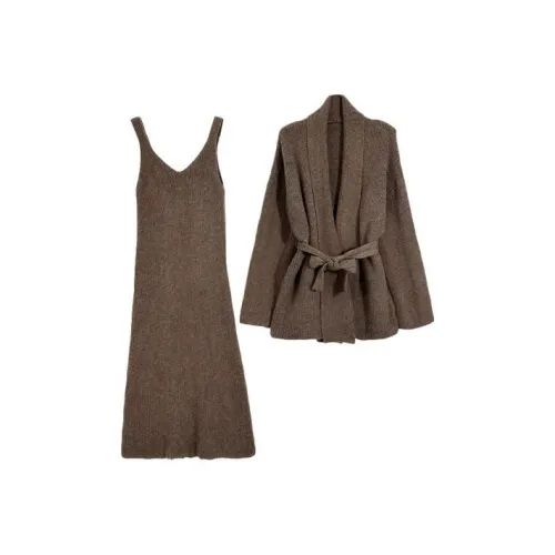 ABBY GODDESS Женские комплекты с юбкой