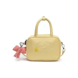 Светло-желтый