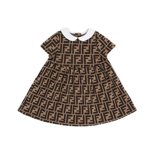 FENDI Коричневый Kids Платья