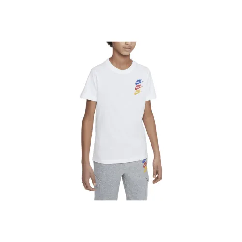 Nike T-Shirt Sportswear Standard Issue Белый Детский