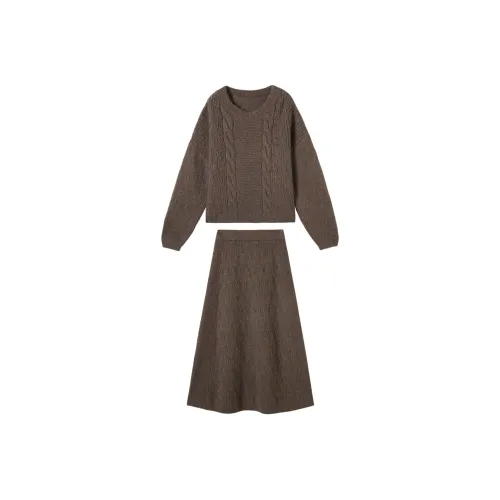 DIALOGUE Женские комплекты с юбкой