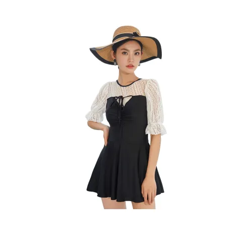 XTEP Платья и Юбки для плавания Женские Черные