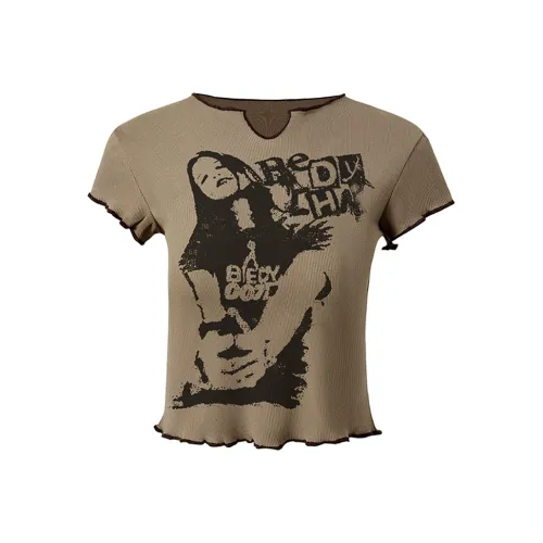 YEARNED Женские футболки