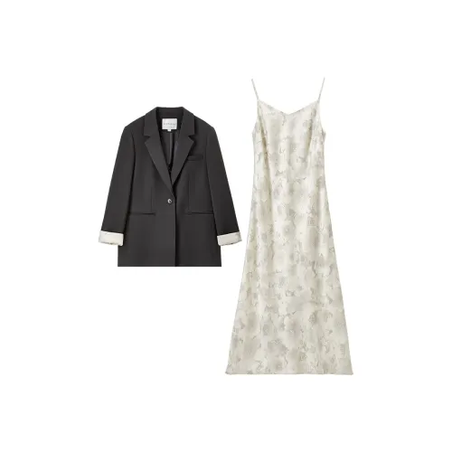 SENTUBILA Серый Многоцветный Женские Комплекты с юбкой