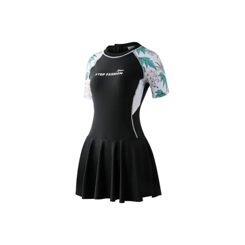 XTEP Платья и Юбки для плавания Женские Черные