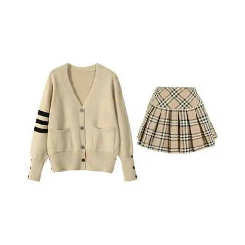 PLANE DRIFT Женские комплекты с юбкой