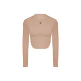 Коричневый