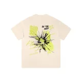 Светлый бежево-абрикосовый.