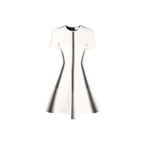 Alexander McQueen Белое Женское Короткое Платье с Рукавами