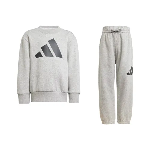 Adidas Повседневная спортивная одежда SportswearESSENTIALS FW24 Средне-серый Черный для детей 3-7 лет