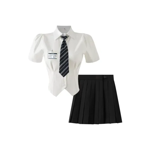 KAZAN Белая рубашка Галстук Значок на груди Четырехпредметный набор Женская униформа