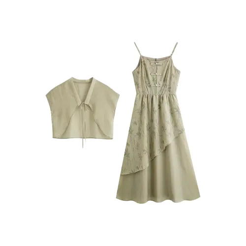 SYEEE WITH U Комплект с юбкой Женские Зеленый