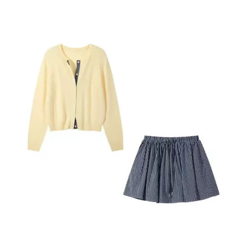 Lookinto Комплект с юбкой Женские Цвет на изображении