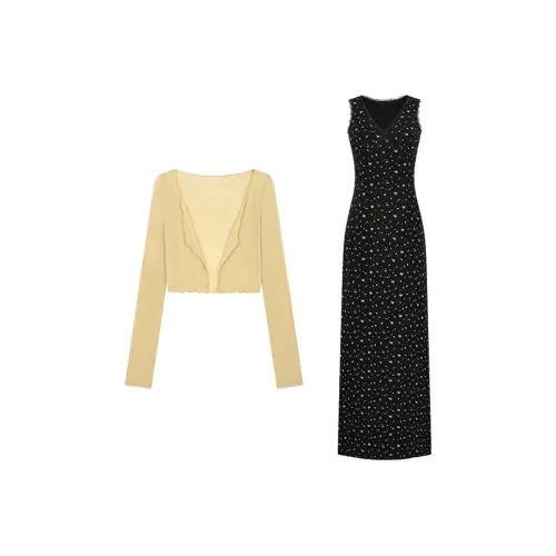 SKYA Женские Комплекты с юбкой