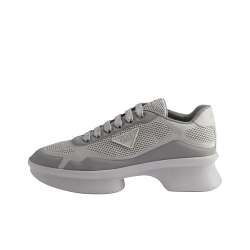 PRADA Низкий топ Повседневная обувь 5 см Женский Серый