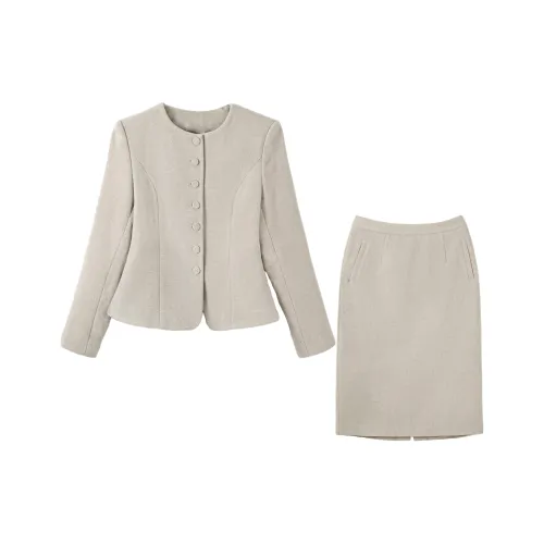 ONE SHALLOW Женские Комплекты с юбкой