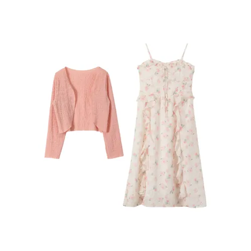 SYEEE WITH U Женские комплекты с юбкой