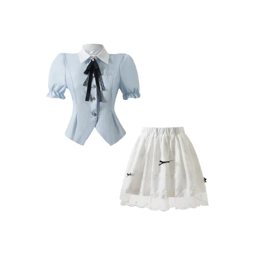 KAZAN THREE предметный Набор Светло-синий Полосатый Вышитая версия Рубашка + Арочная Юбка + Галстук-бабочка Женская Униформа