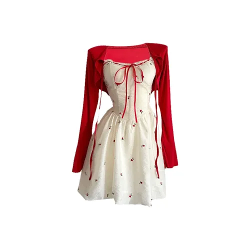 MO VOICE Женские комплекты с юбкой