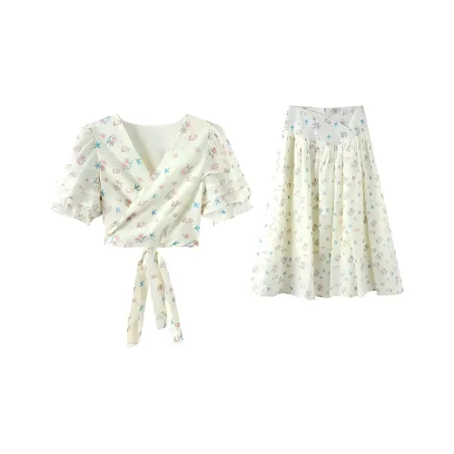 PUREIDOL Женские комплекты с юбкой