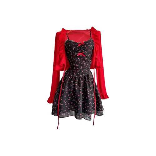 MO VOICE Женские комплекты с юбкой