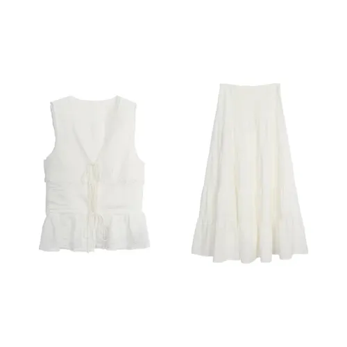 SCCREBEL OFFICIAL Комплект с юбкой Женские