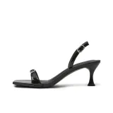 Чёрная коробка Чёрный