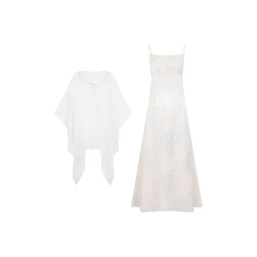 ARIADNAW STUDIO Комплект с юбкой Женская Белая