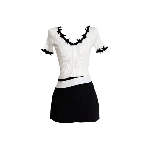 SCCREBEL OFFICIAL Комплект с юбкой Женские