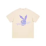 Светлый бежево-абрикосовый.