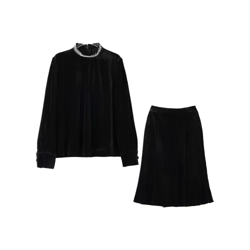 ONE SHALLOW Комплект с юбкой Женские Черный
