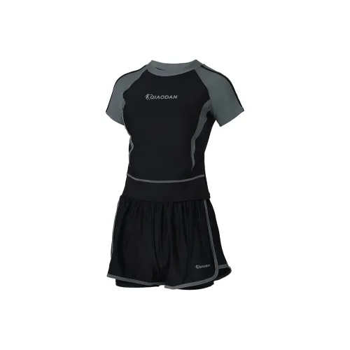 QIAODAN Двухкомпонентный купальник женский черный