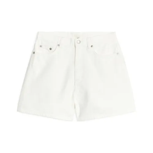 ARKET Джинсовые шорты Женские Белые