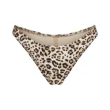 Шампанское с леопардовым принтом