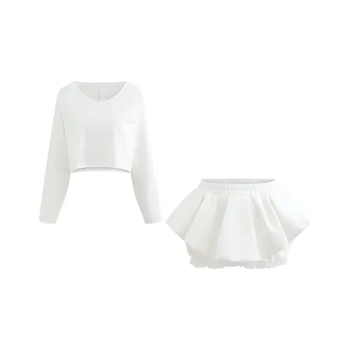 ONE PASS STUDIO Комплект с юбкой Женская Белая