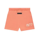 Кораллово-красный