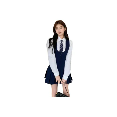 PLANE DRIFT Женские комплекты с юбкой