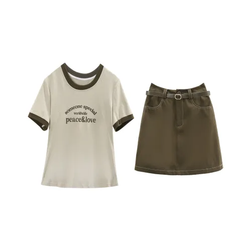 Комплект с юбкой A Paradise For Awakening для женщин