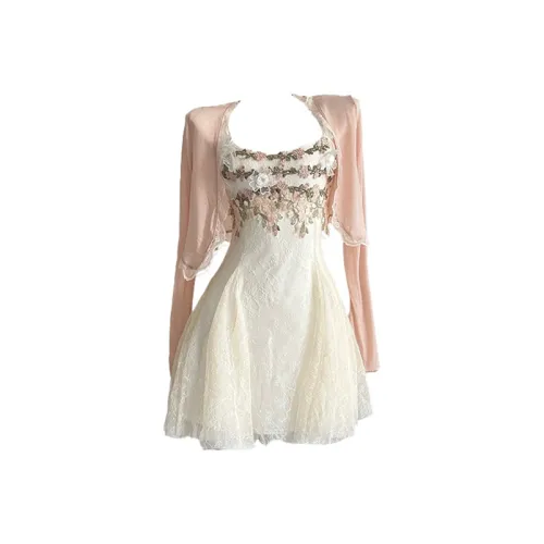 SYEEE WITH U Женские комплекты с юбкой