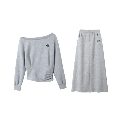 SKYA Женские Комплекты с юбкой