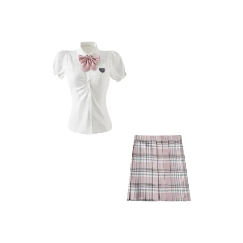 KAZAN Белый Значок Рубашка THREE Piece Набор White Waist Значок Рубашка + Бело-розовая Плиссированная Юбка + Розовый Галстук-бабочка Женская Униформа